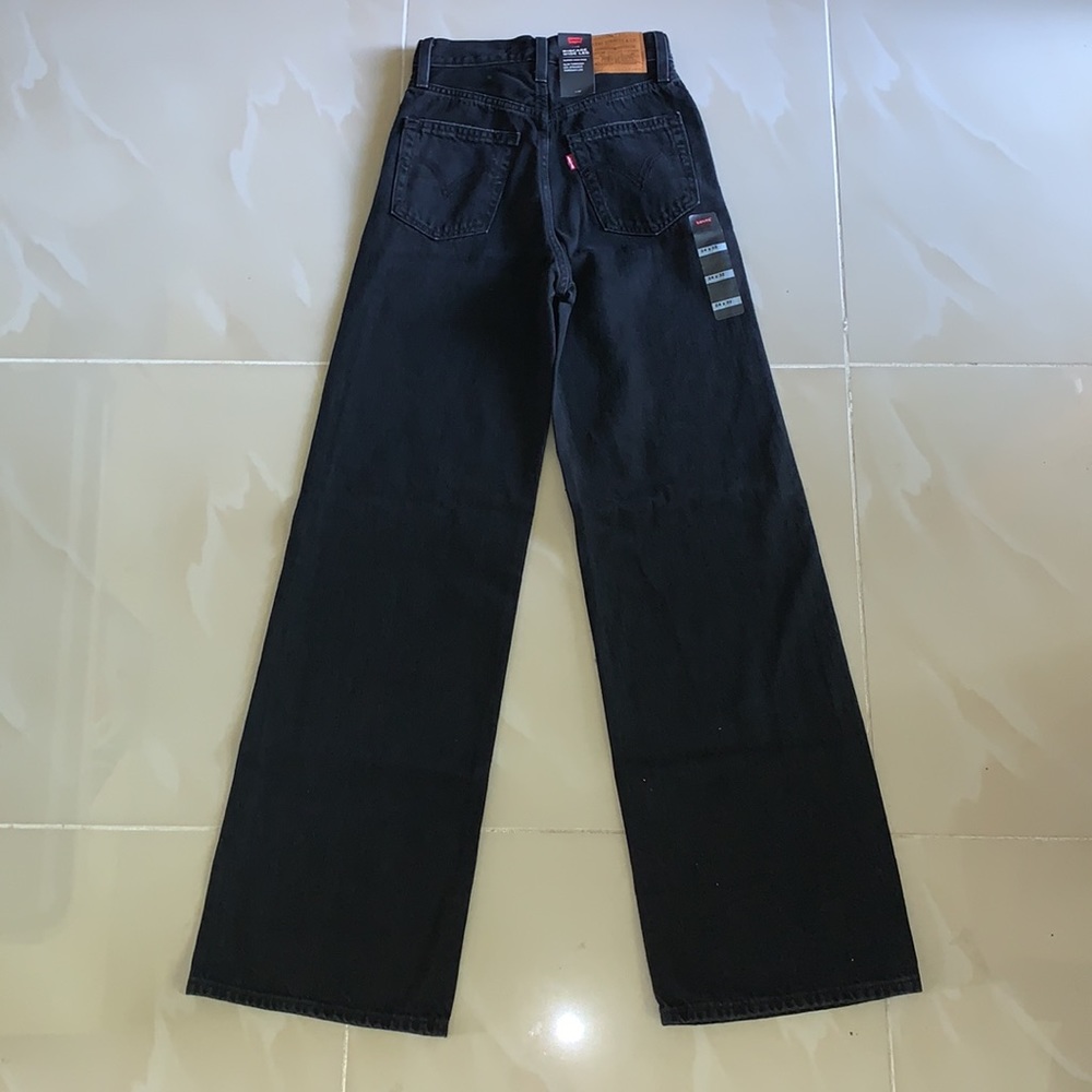 NWT Levi's Ribcage Wide Leg Jeans - Picture 6 of 8